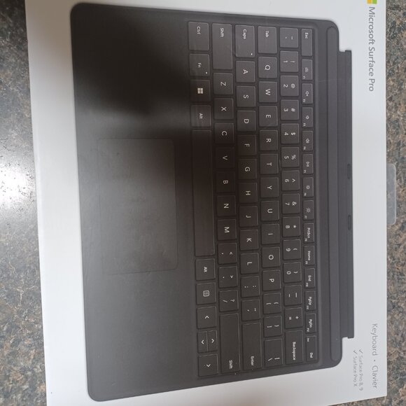 Microsoft Surface Pro Keyboard - Picture 6 of 8